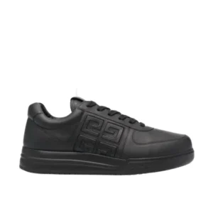 Givenchy Sneakers Black in leather with logo on side and with a black sole