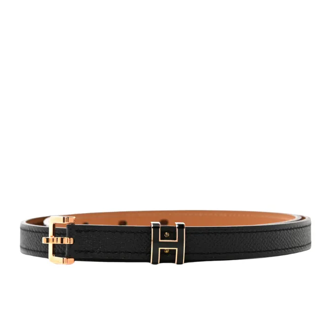 Fashionable Hermes Pop H 15 Belt in cowhide leather.