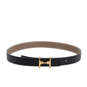 Fashionable Hermes Mors H Belt featuring a black leather, a must-have for your wardrobe.