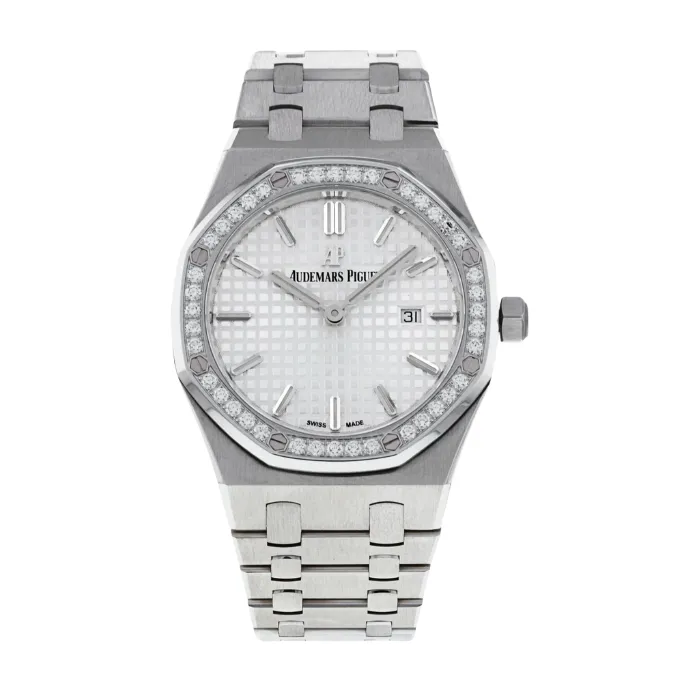 Glamorous Audemars Piguet Diamond Royal Oak watch, a true masterpiece of elegance and luxury.