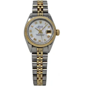 A stunning Rolex Datejust 26mm ladies watch, exuding elegance and sophistication. Perfect for any occasion, this timepiece is a true classic.