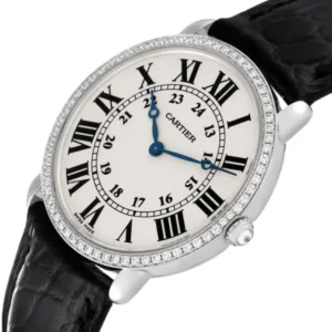 Ronde Solo de Cartier watch: a sleek 36mm timepiece with timeless elegance.