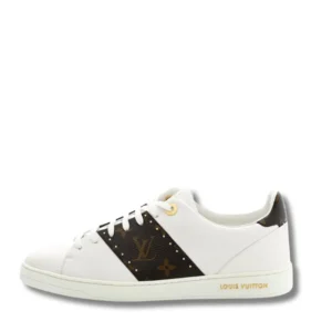 Stylish LV Time out sneakers in a sleek combination of design. The perfect blend of sophistication and streetwear.