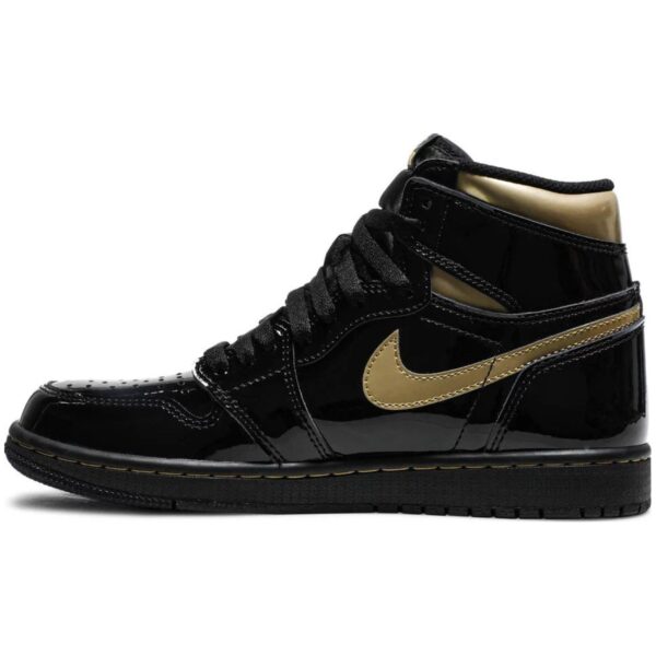 Air Jordan 1 Retro High OG ‘Black Metallic Gold’