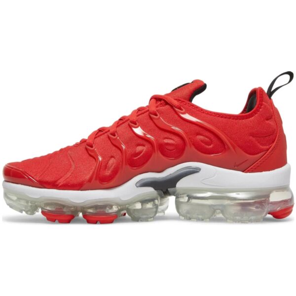 Wmns Air VaporMax Plus ‘Chile Red’